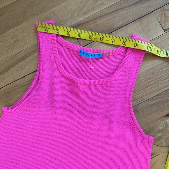 Alice + Olivia
Fuchsia and Grey Cashmere Wool Casual Dress - Picture 11 of 16